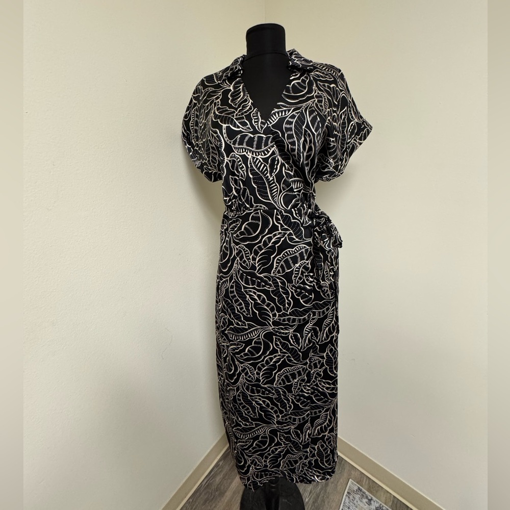 NWT MANGO Floral Wrap Midi Dress in Black and Cream, Size XS